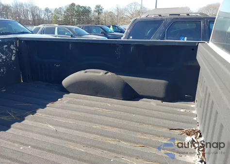 2018 Ford F-150 Xl z USA, uszkodzony, nr VIN 1FTMF1CB6JFB50003